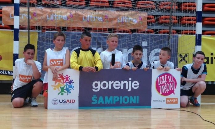 Škola rukometa “ČELIK JUNIOR” osvojila Gorenje Cup u Zenici