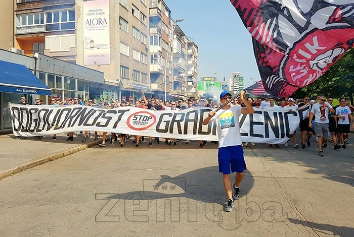VIDEO+FOTO: Šetnjom za Čelik Robijaši i građani ponovo pozvali na usvajanje statuta za spas Čelika