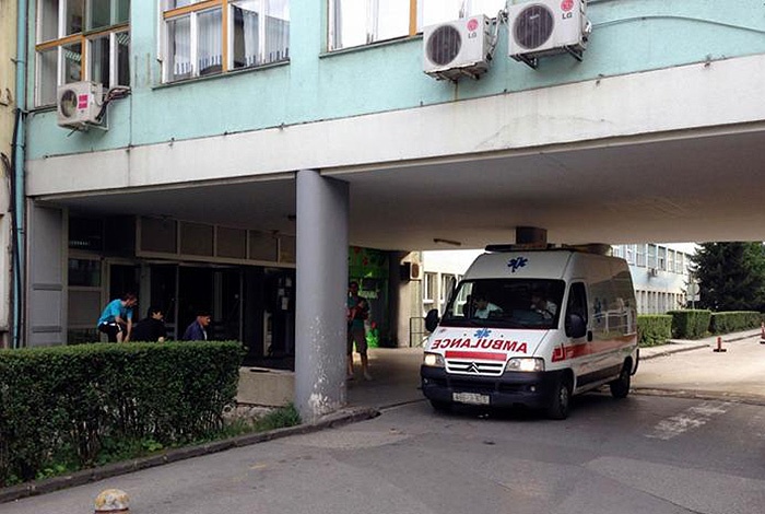 Žena u Zenici pokušala samoubistvo, skočila sa zgrade Kantonalne bolnice Zenica