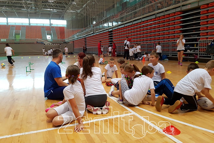 FOTO: U Gradskoj areni Zenica zvanično otvorena Danska škola fudbala