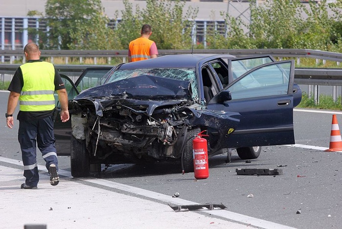 Saobraćajna nezgoda na dionici autoputa A-1 Kakanj-Visoko kod TE Kakanj