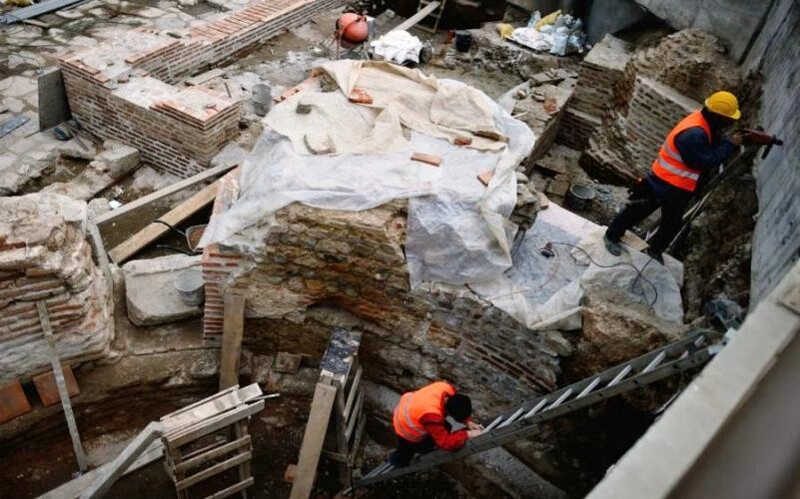 Arheolozi u drevnoj grobnici pronašli bočicu kreme za oči