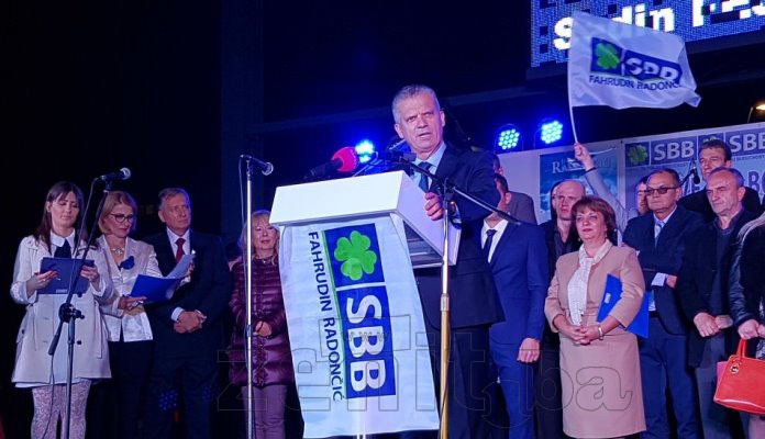 FOTO: SBB održao predizborni skup u centru Zenice