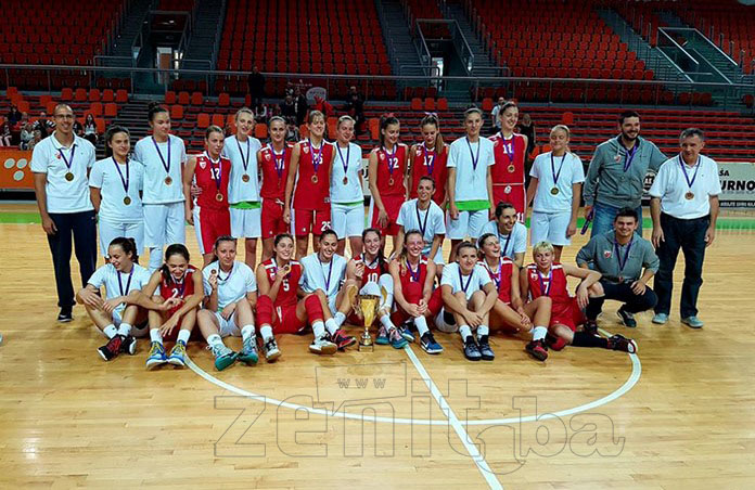 FOTO: Crvena Zvezda pobjednik 7. Međunarodnog memorijalnog turnira “Amna Fazlić”