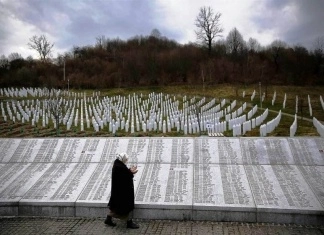 Dokle će Dodik nekažnjeno negirati genocid u Srebrenici? Srebrenica, Potocari