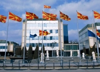 Makedonija priznaje nezavisnost Kosova i u svom Ustavu