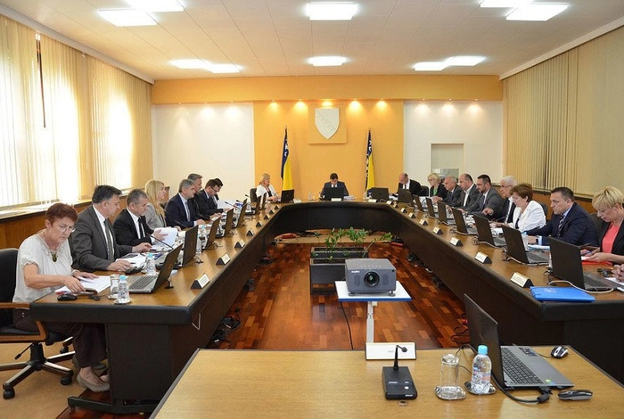 Vlada FBiH prihvatila inicijativu za pooštravanje kazni za krivična djela u saobraćaju