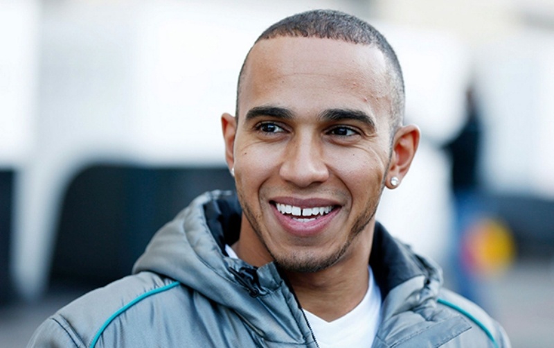 Lewis Hamilton pobjednik utrke na ulicama Bakua