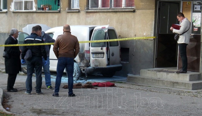 FOTO: Drugi put ove godine zapaljeno auto u Zenici od istog vlasnika
