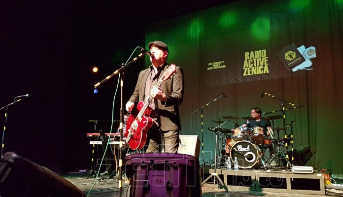 VIDEO+FOTO: Neno Belan & Fiumens nastupili u Bosanskom narodnom pozorištu