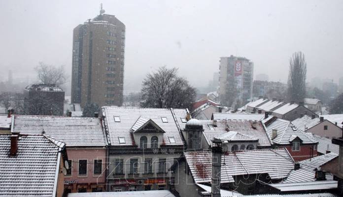 U Zenici jutros osvanuo prvi snijeg ove sezone