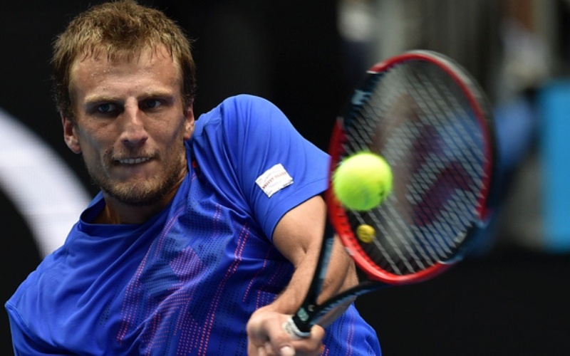 Mirza Bašić pobijedio Stana Wawrinku i plasirao se u finale ATP turnira u Sofiji