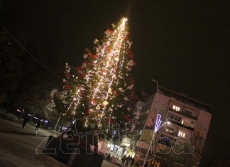 Grad Zenica za novogodišnje ukrase izdvaja 63.000 KM