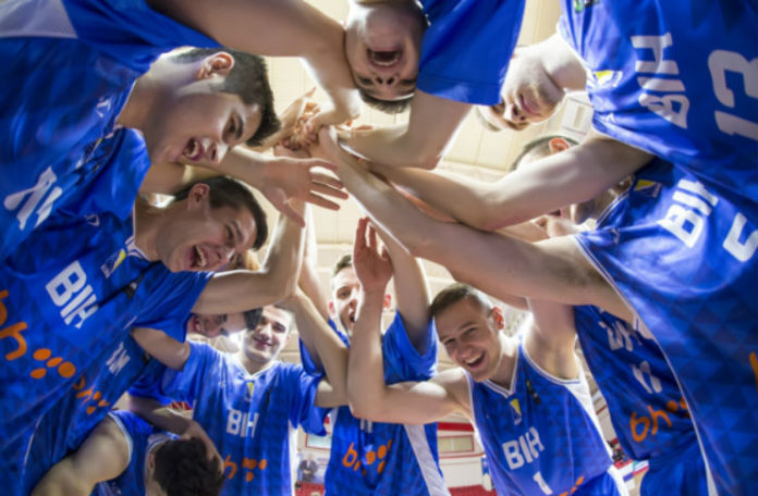 Muška juniorska košarkaška reprezentacija BiH savladala Slovačku sa 73:68