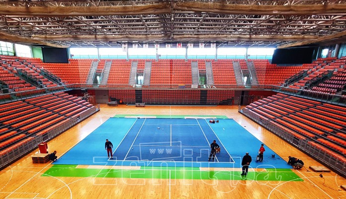 FOTO: Zenička Arena se priprema za Davis Cup, igra i Damir Džumhur