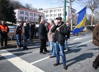 Radnici zeničke Željezare se vratili kućama, dogovoren sastanak u ponedjeljak