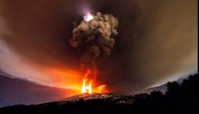 VIDEO: Najveći vulkan u Evropi počeo da izbacuje lavu