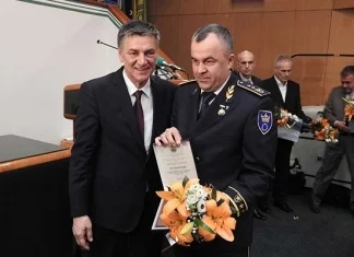 VIDEO+ FOTO: Policijskom komesaru Semiru Šutu uručena Nagrada Zenice