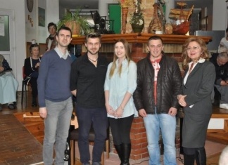 INPUT-ovci obradovali štičenice u JU “Dom za stara lica” Zenica povodom 8. marta