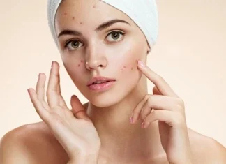 Akne, zadah i osipi znakovi su da je tijelo zagađeno toksinima