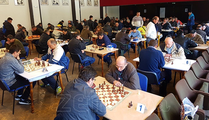 FOTO: U Zenici održan 19. tradicionalni Uskrsni šahovski turnir “Zenica 2017”