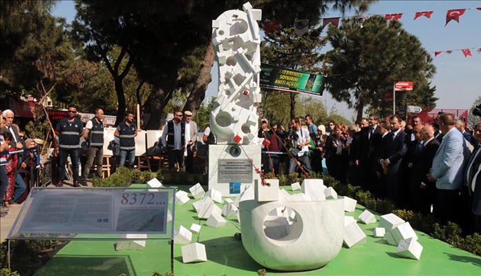 U Istanbulu otkriven Spomenik žrtvama genocida u Srebrenici
