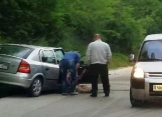 U saobraćajnoj nesreći kod Zavidovića smrtno stradala jedna osoba