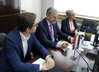 FOTO: Predstavnici Univerziteta u Pečuhu u posjeti Univerzitetu u Zenici