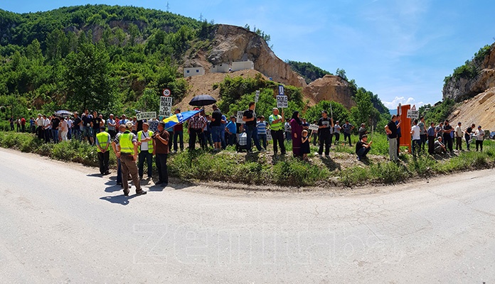 Održani protesti građana sliva Babine rijeke (VIDEO)