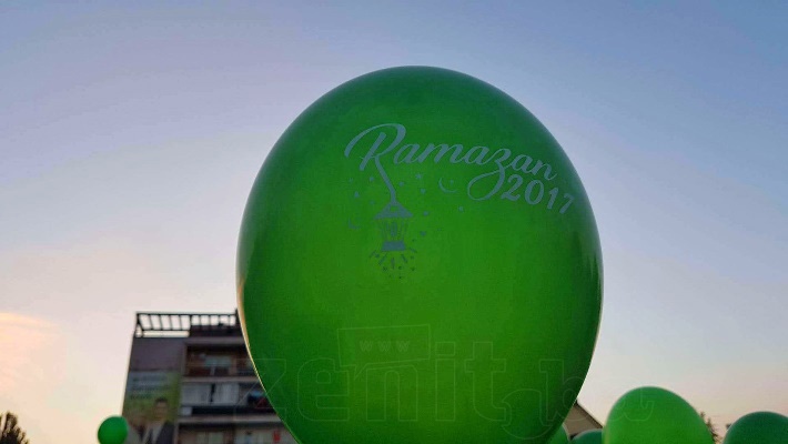 VIDEO+FOTO: Pogledajte kako je Ramazan dočekan u Zenici