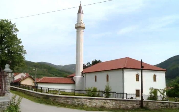 Kolike su plaće uposlenika Rijaseta Islamske zajednice ?