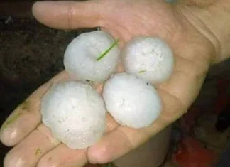 Zenicu ponovo zahvatilo jako nevrijeme praćeno pljuskovima i gradom (VIDEO)