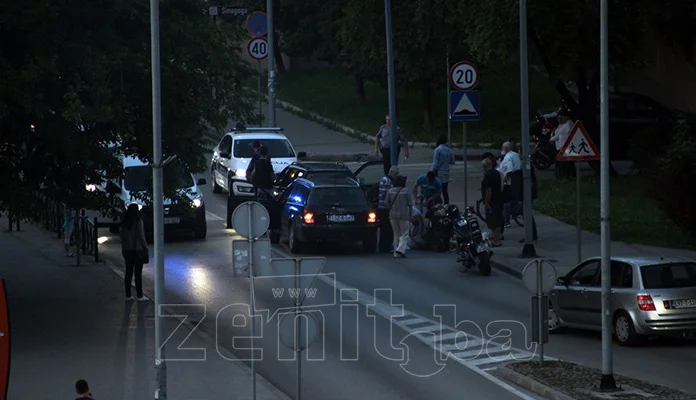 Saobraćajna na Talića brdu u Zenici (FOTO)