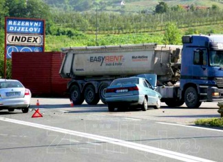 Saobraćajna na M-17 u Zenici, povrijeđene dvije osobe
