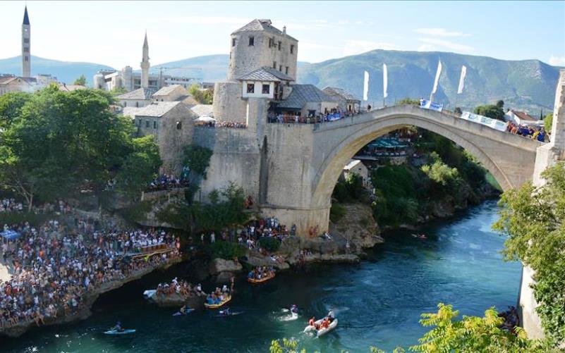 Lorens Listo i Igor Kazić pobjednici 451. skokova sa Starog mosta