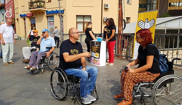 Performans osoba sa invaliditetom u centru Zenice (FOTO)