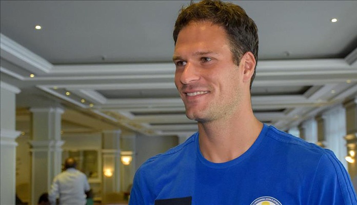 Asmir Begović napustio Bournemouth i pronašao novi angažman