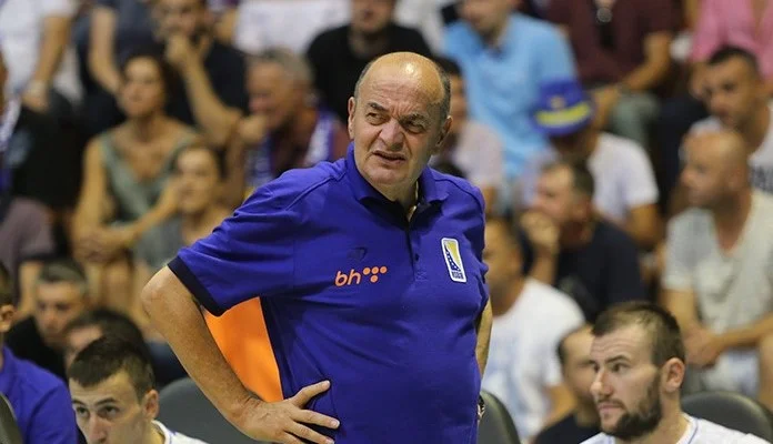 Vujošević: Najteže mi pada što ne mogu biti s momcima koji imaju karakter i talenat