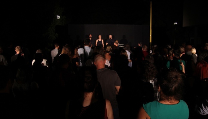 Hit komedija “Svingeri” u subotu otvara festival Ljetne večeri Studio Teatra u Zenici