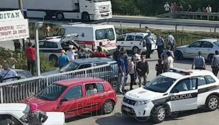 U saobraćajnoj kod naselja Radakovo poginulo dijete, povrijeđene još dvije osobe