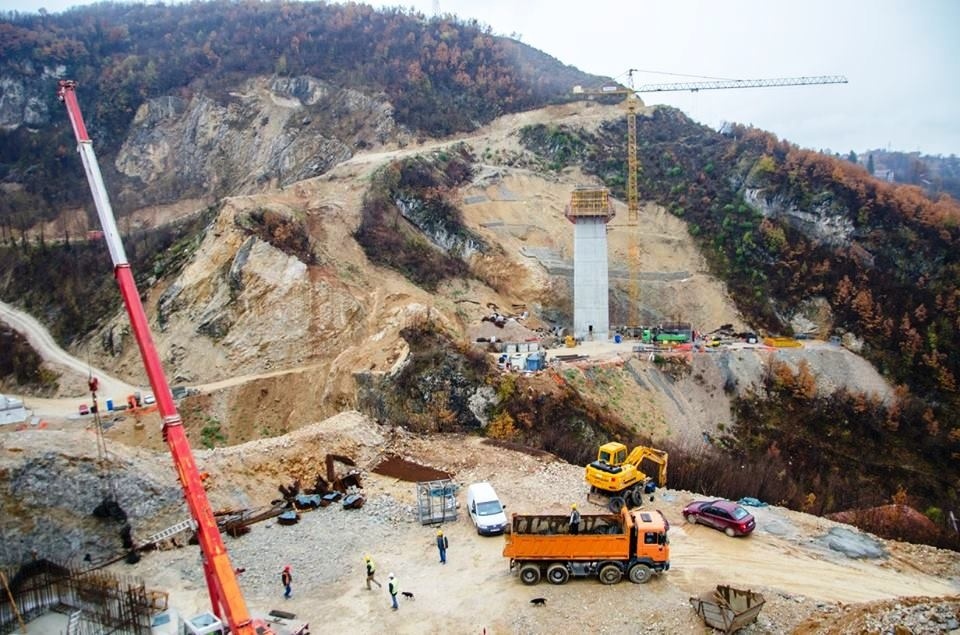 Pogledajte kako izgleda gradilište autoputa kod Zenice (FOTO)