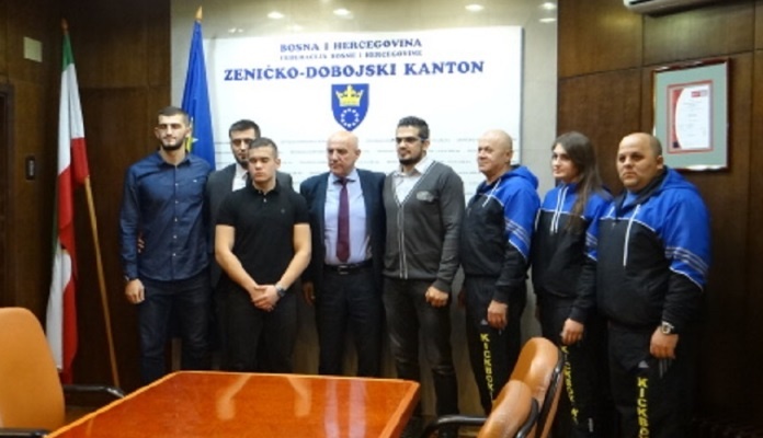 Osvajači medalja i reprezentativci BiH u kickboxingu kod premijera Galijaševića