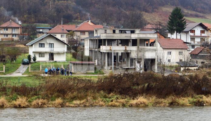 Protesti u zeničkom naselju Dolipolju zbog izgradnje klaonice, mještani strahuju od zaraze