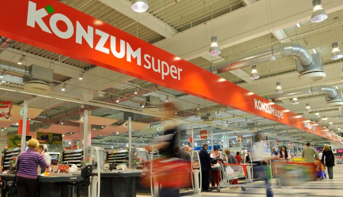 Konzum kažnjen jer je naplaćivao kese s logom