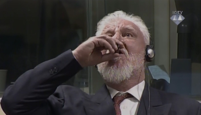 Prekinuto izricanje presude: Praljak rekao da je popio otrov (VIDEO)