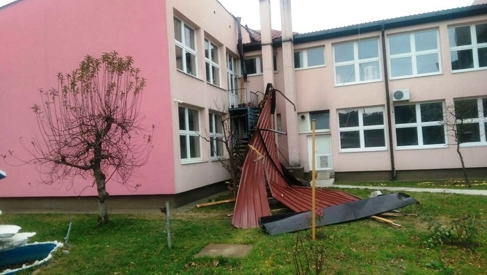 Olujno nevrijeme nanijelo velike štete na školskim objektima u ZDK (FOTO)