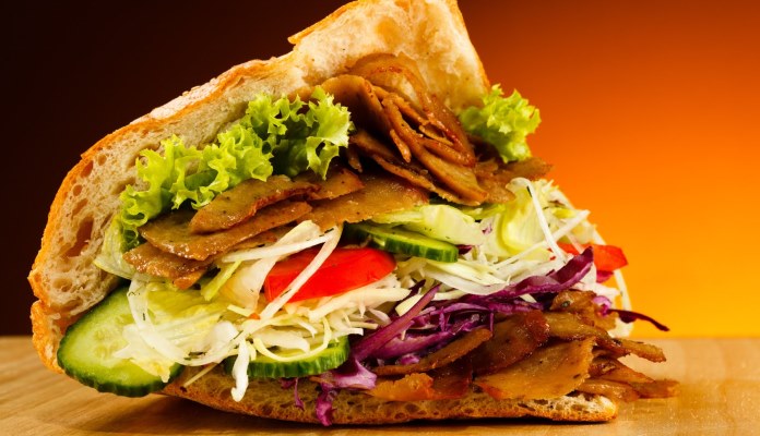 Moguća zabrana kebaba zabrinula Turke: Na udaru industrija vrijedna milijarde eura