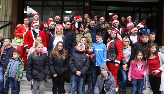 Miligram i MC Condor obradovali štićenike JU Dom-porodica