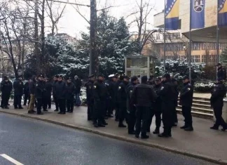 Protest pred Parlamentom FBiH 29. decembra