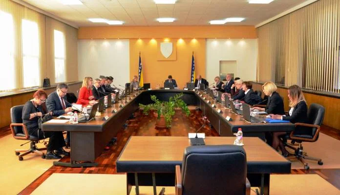 Kantonima i općinama ukupno 18 miliona KM pomoći od Vlade FBiH